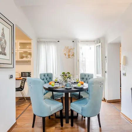 Apartament In With Private Terrace *